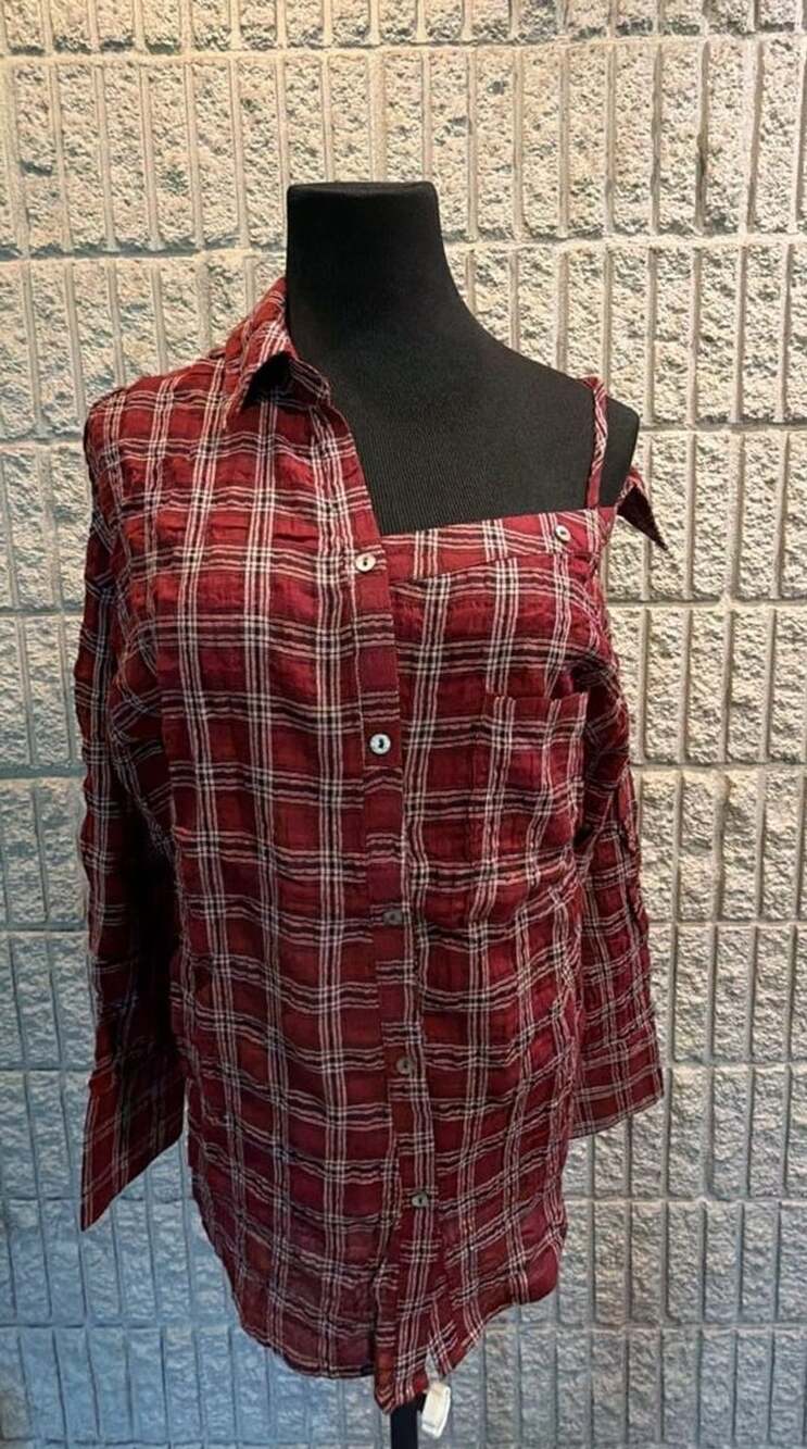 799 Blush Plaid T1356 Size L Asymmetrical Cold Shoulder Top